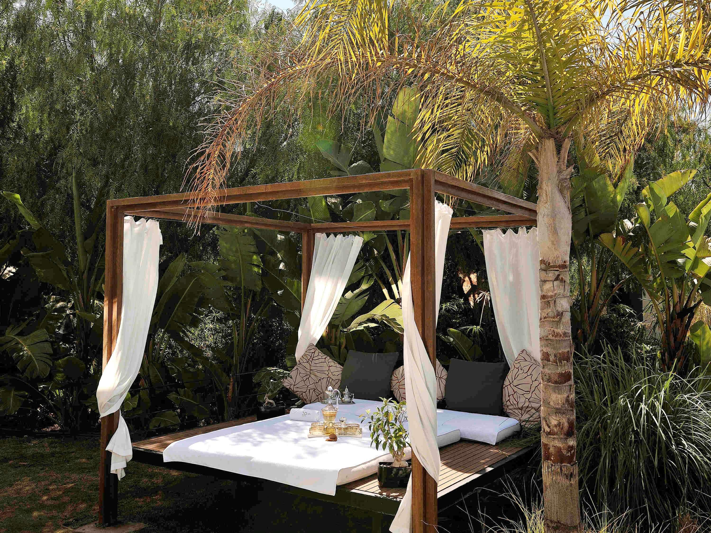 Hotel Le Golf D'Essaouira & Spa Esterno foto A pergola in a garden